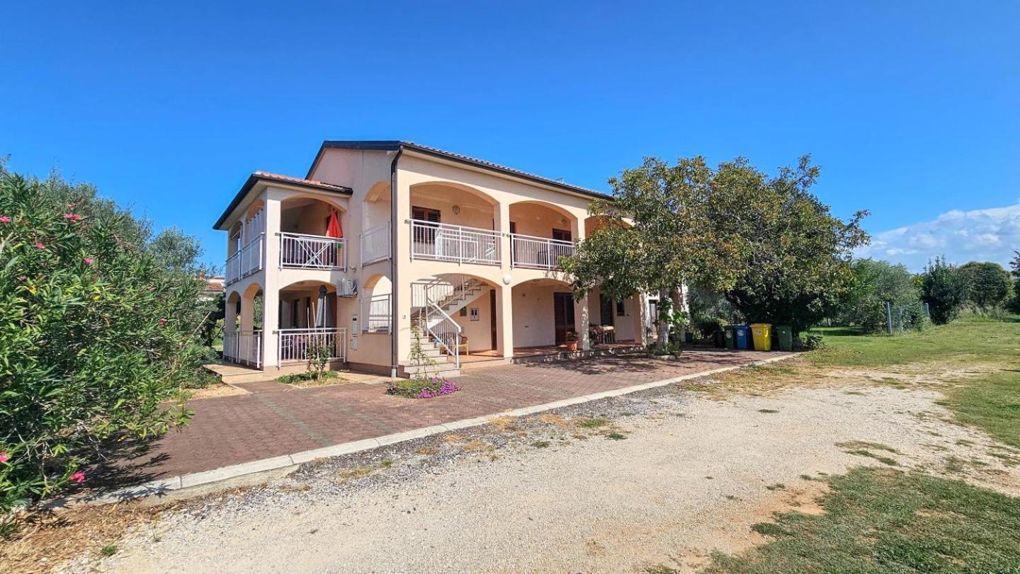 Viola Three Lägenhet Novigrad Istria Exteriör bild